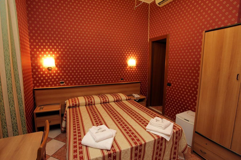 Hotel Hollywood Rome Exterior photo